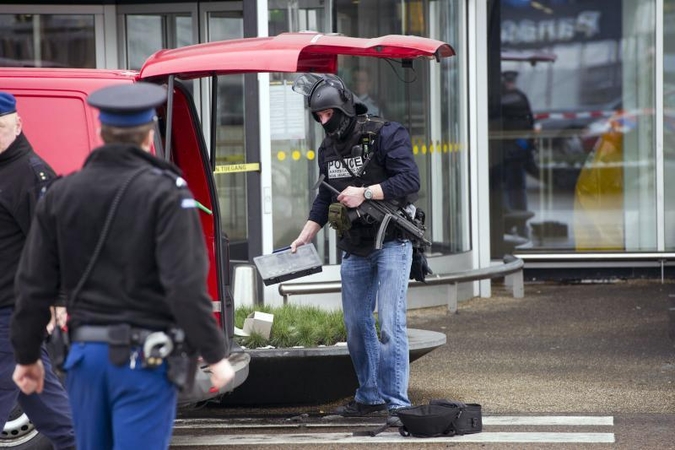 Policija suėmė įtariamąjį, kuris pranešė apie bombą oro uoste