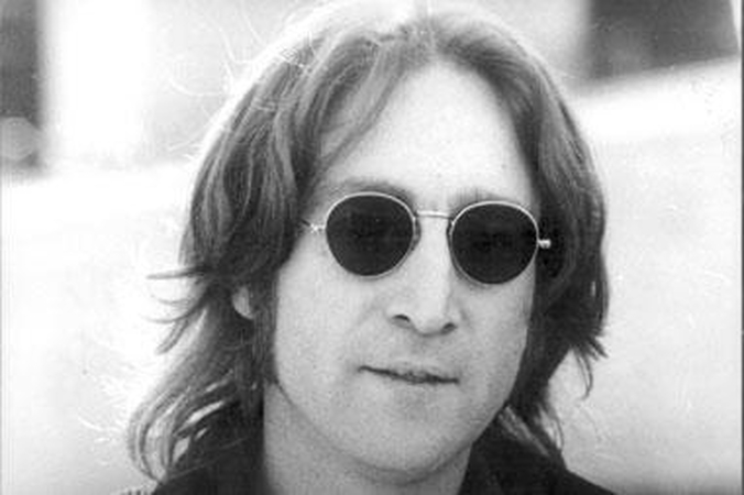 Japonijai paremti skirtame albume skamba ir Johno Lennono muzika