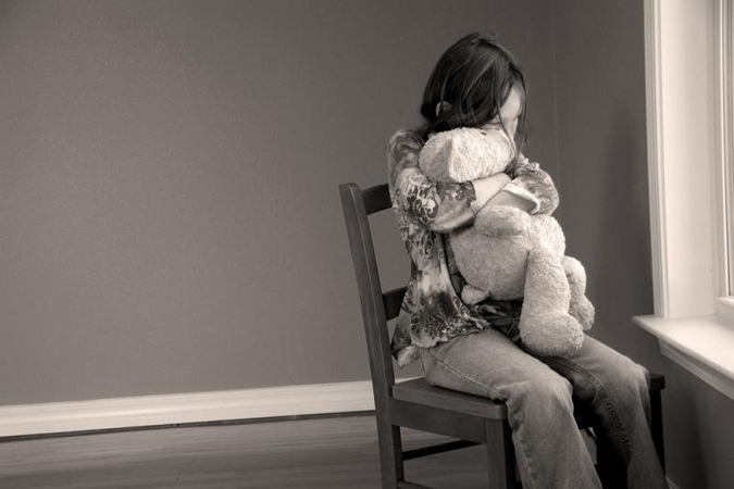 Spiritizmu užsiiminėjęs pedofilas gudriai viliodavo mažametes aukas