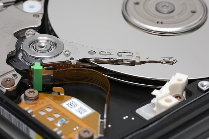 „Seagate“ jau ruošia 5 TB talpos kietą diską