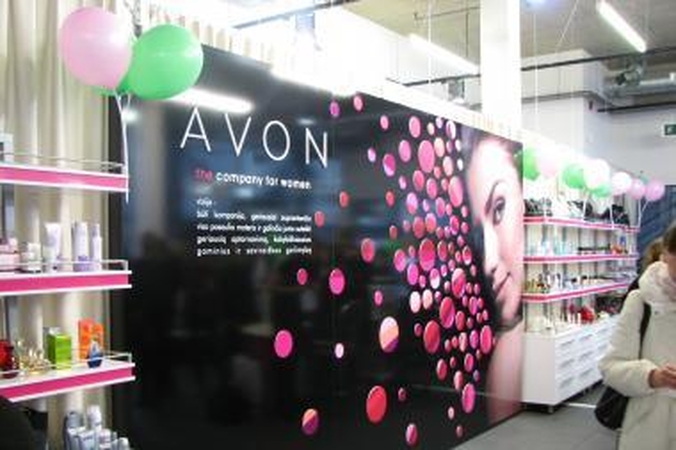Duris atvėrė naujas AVON grožio centras