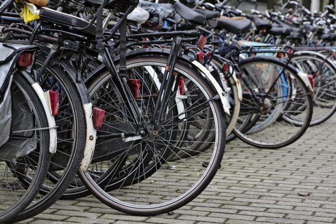„Tour de France“ antrojo etapo laimėtojas – britas 