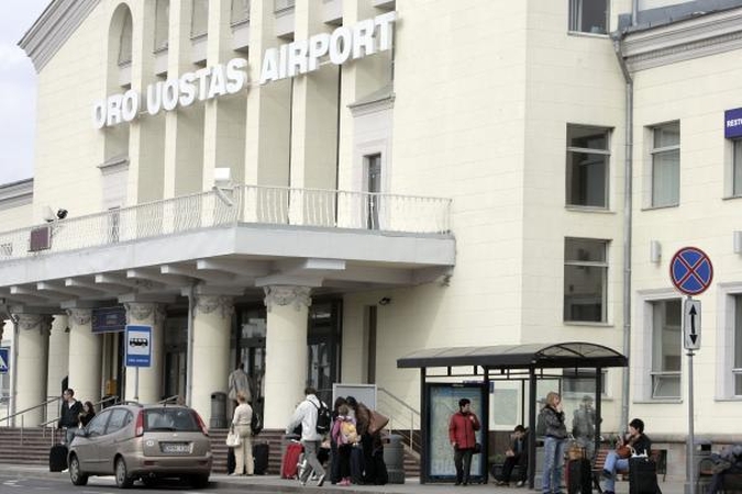 Sklandus Lietuvos oro uostų darbas dar neatkurtas (papildyta 12.45 val.)