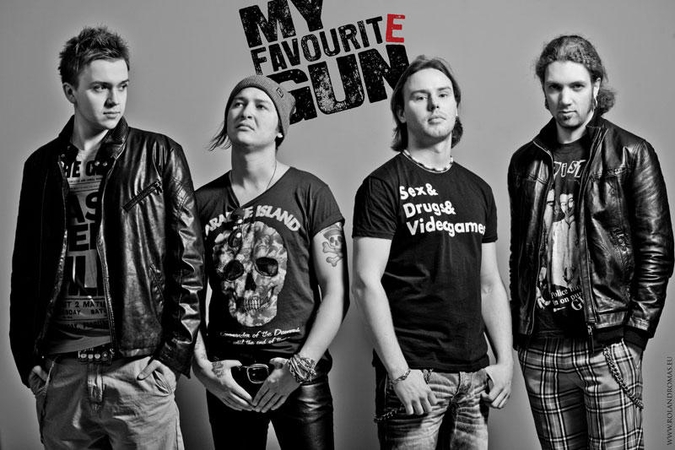 Išsiskyrė grupės „My Favourite Gun“ ir Justino Lapatinsko keliai