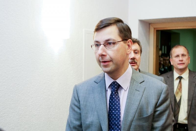 Opozicija reikalauja G.Steponavičiaus ir V.Stundžio atsistatydinimo