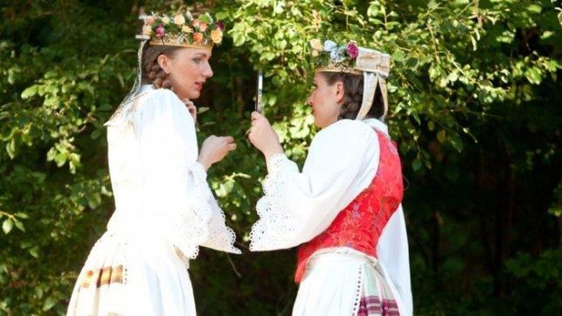 Lietuvių tarmės ne nyksta, o    keičiasi