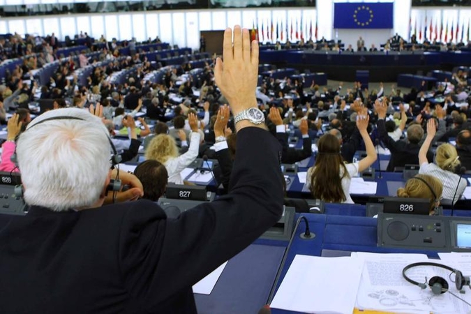 ES 12 šalių ministrai nepatenkinti užsienio politikos tarnyba