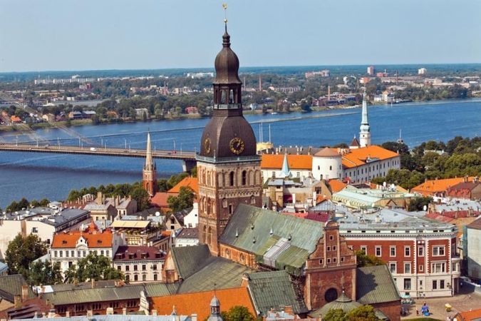 Latvija nepageidaujamais paskelbė du rusų istorikus