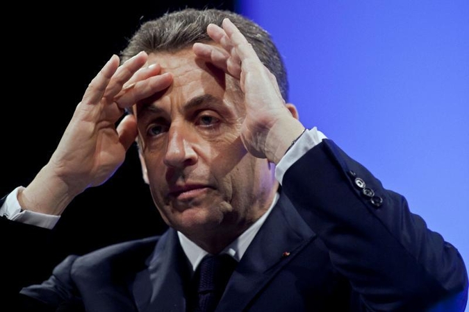 F.Hollande'as pirmajame rinkimų ture nugalėjo N.Sarkozy