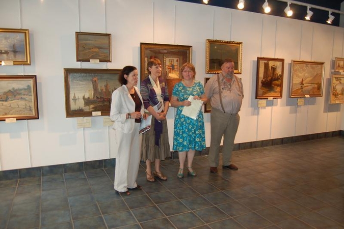 Nidai reikia erdvesnės galerijos