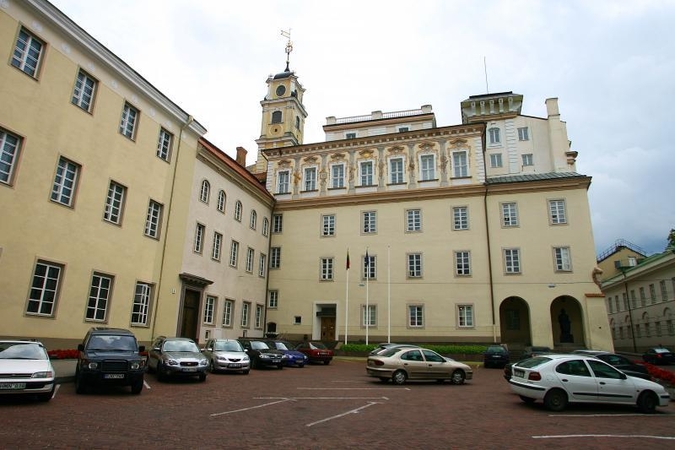 VU grasina įvesti stojamąjį lietuvių kalbos egzaminą (papildyta)