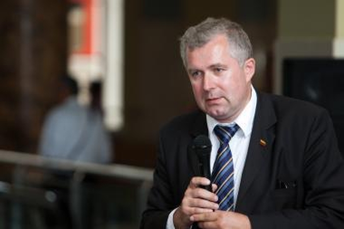 A.Anušauskas: liudytojai pateikia prieštaringos informacijos