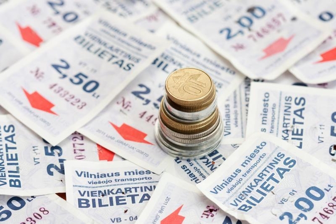 E.bilietų sistema stringa, dalis kioskų parduoda popierinius bilietus