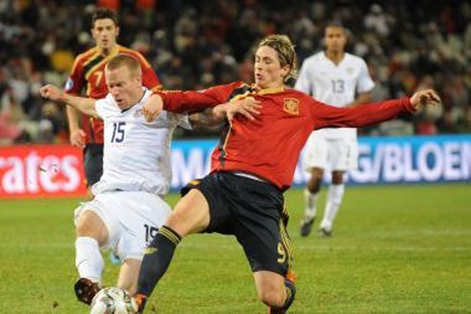 JAV futbolininkai sustabdė ispanus