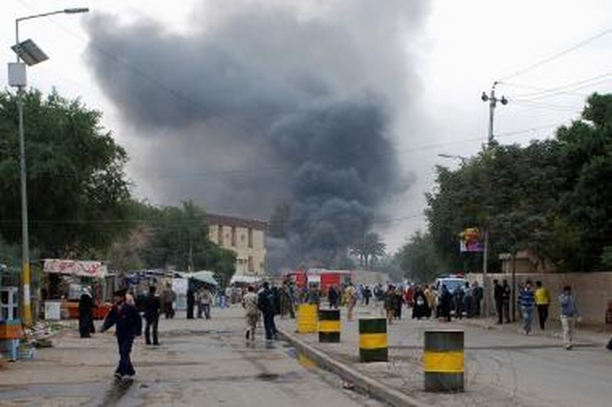 Irake sprogus savadarbei bombai žuvo aštuoni kariai