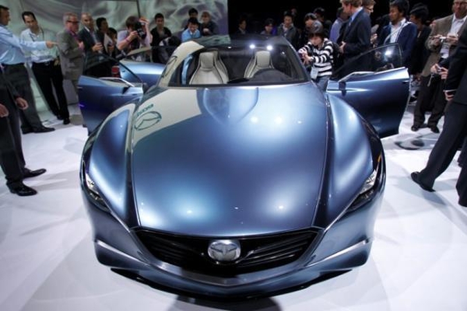 Automobilių paroda Los Andžele: nuo mažylio iki giganto