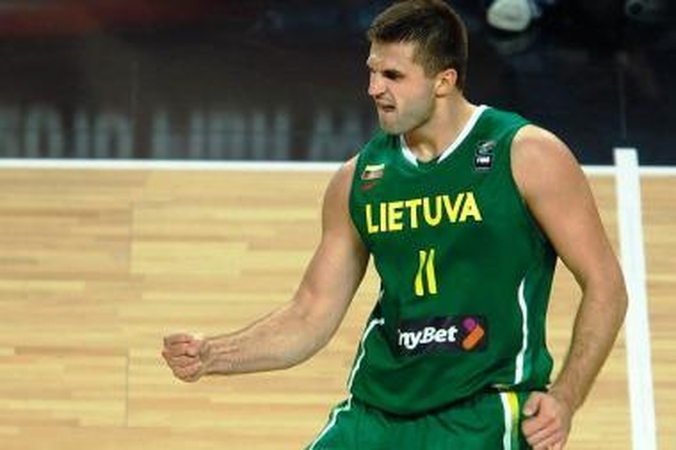 L.Kleiza ir S.Linkevičienė — pretendentai į geriausių Europos krepšininkų titulus 