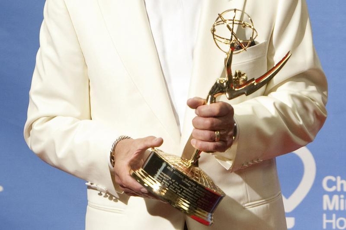 "Reklamos vilkai" ir "Šiuolaikinė šeima" gaus pagrindinius "Emmy" apdovanojimus?