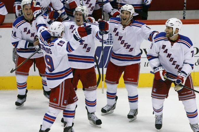 „Rangers“ iškovojo eilinę pergalę NHL   