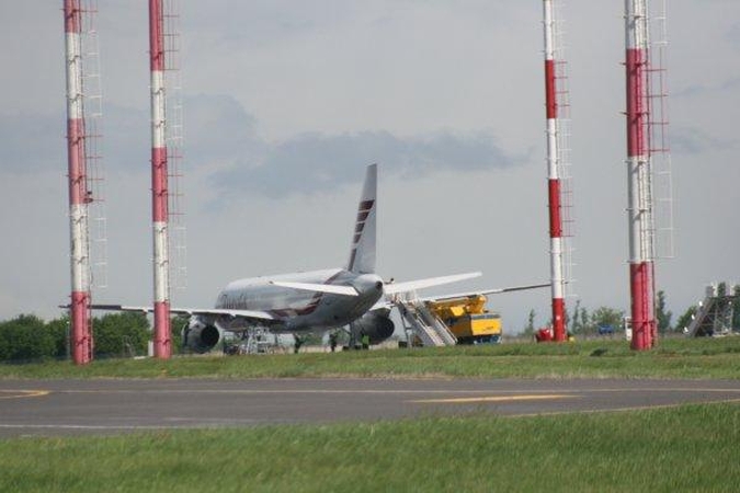 Vilniaus oro uostas pamažu dirba, Kaune ir Palangoje skrydžiai nebent vėliau