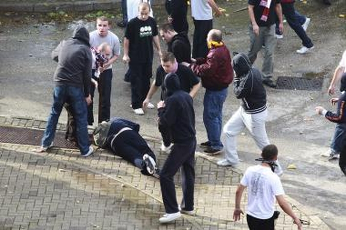 Bosnija ir Hercegovina: per futbolo aistruolių muštynes žuvo žmogus 