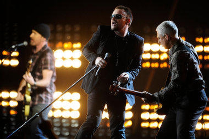 Naująjį "U2" albumą jau spėjo išplatinti "piratai"