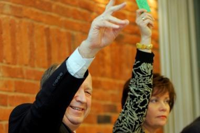 Premjeras tikisi valdančiųjų vienybės išsaugant A.Sekmoką ministro poste