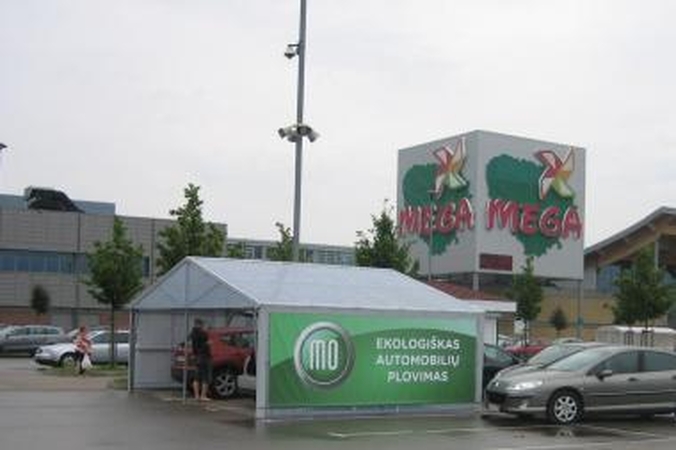 Prie „Megos“ automobiliai plaunami be vandens