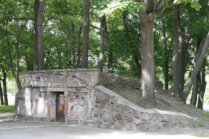 Spalvinga Skulptūrų parke esančio rūsio praeitis