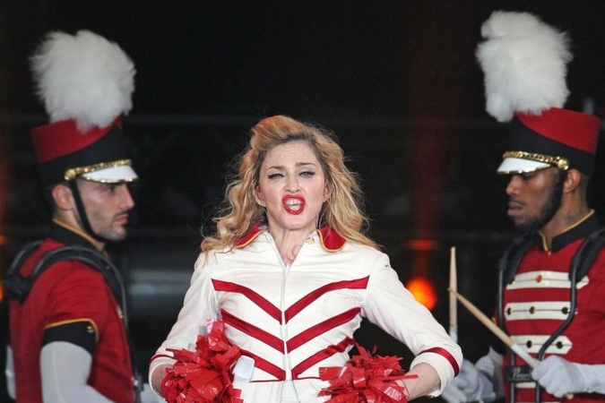 Dainininkė Madonna ketina užtarti Rusijos gėjų bendruomenę