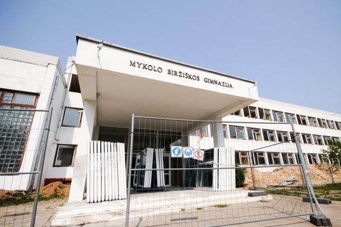 Kandidatai gali agituoti mokyklose, bet tik per specialius renginius