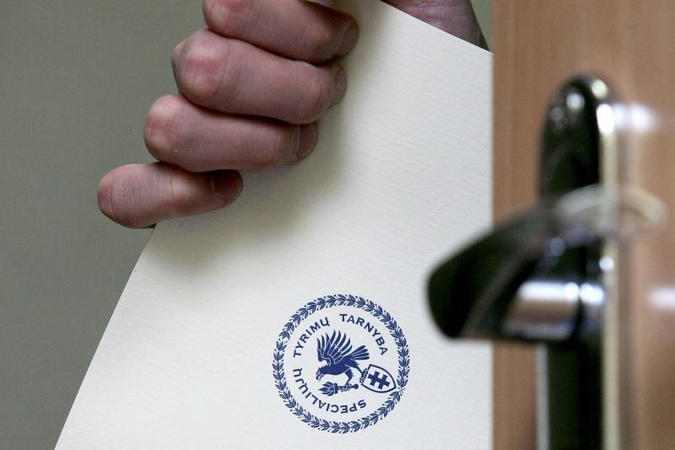 STT agentai Ūkio ministerijoje atliko kratą