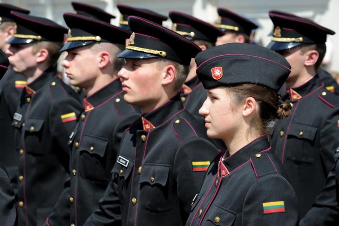 Karo akademijoje reikia stiprinti technologinių studijų prieinamumą