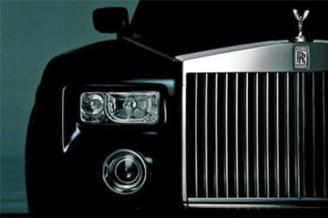 „Rolls-Royce" su elektros varikliu