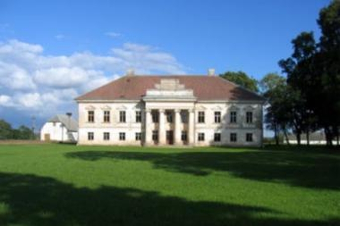 Studentai kviečiami į smagią ir kūrybingą menų stovyklą