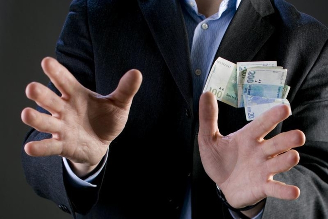 Nacionalinės kredito unijos vadovai įtariami iššvaistę 25 mln. litų