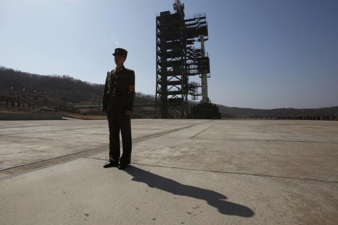 Šiaurės Korėja smerkiama dėl raketos paleidimo
