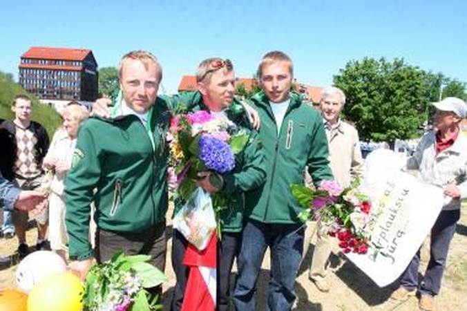 Baltijos jūrą baidarėmis perplaukę klaipėdiečiai grįžo namo