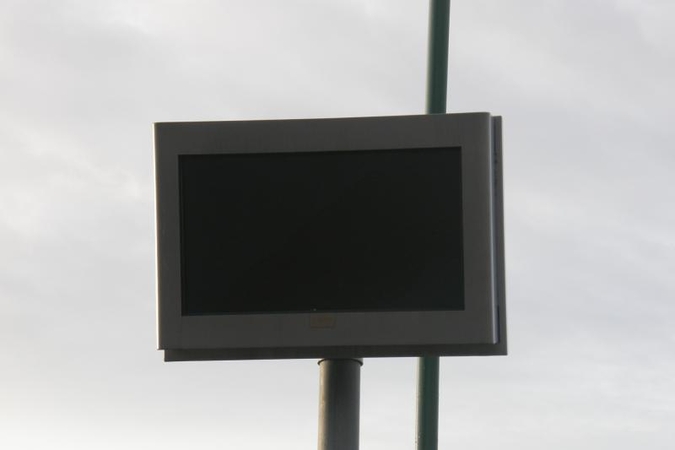 Klaipėdos mieste neveikiančių švieslenčių gali tik gausėti