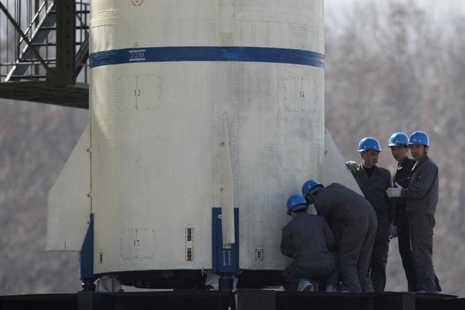 Pietų Korėja pradeda ieškoti Šiaurės Korėjos raketos nuolaužų