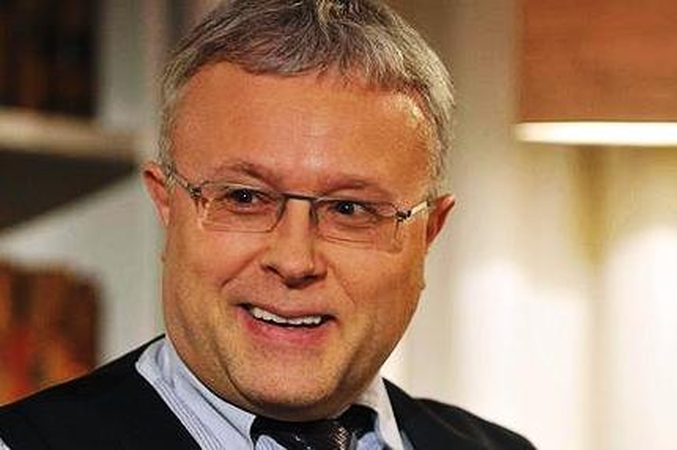 Rusų oligarchas A.Lebedevas pasikarščiavo: kolegai trenkė į nosį