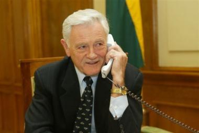 V.Adamkui Čekijos vadovas guodėsi buvęs ne taip suprastas