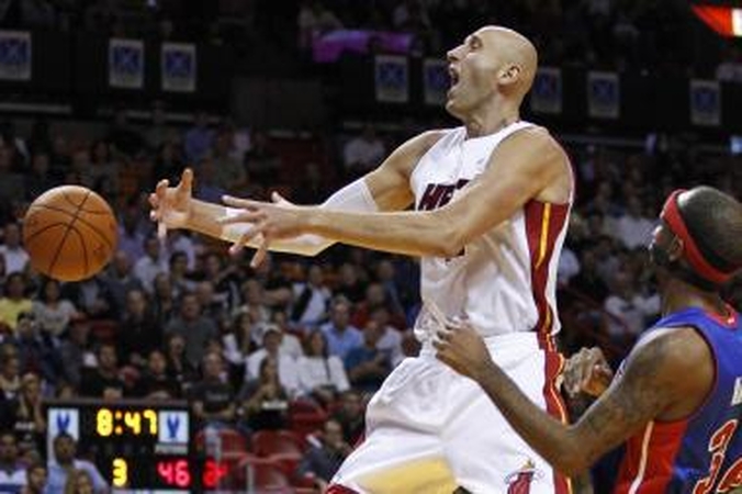 "Heat" pergalių seriją nutraukė Dalaso krepšininkai