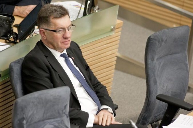 A.Butkevičius atšaukė susitikimą su kandidatu į ministrus J.Gaižausku