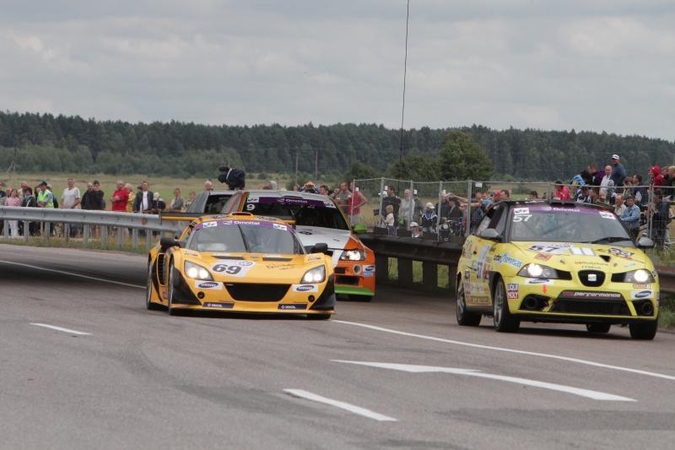 „1000 km lenktynės“ įvertintos už komunikaciją