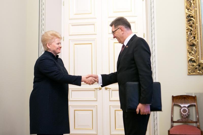 Populiarumo lentelės lyderiai - prezidentė ir premjeras
