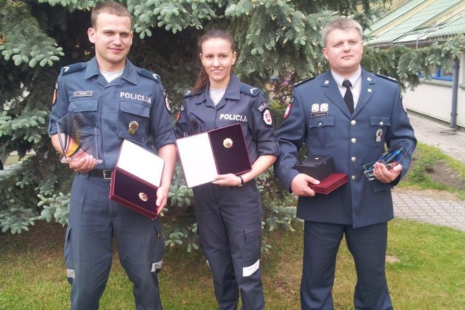 Išrinkti geriausi šių metų viešosios policijos pareigūnai