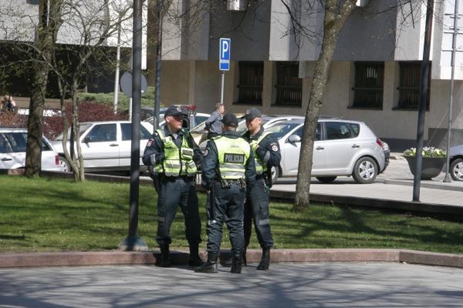 Prie Vyriausybės piketuota dėl sumažintų pensijų
