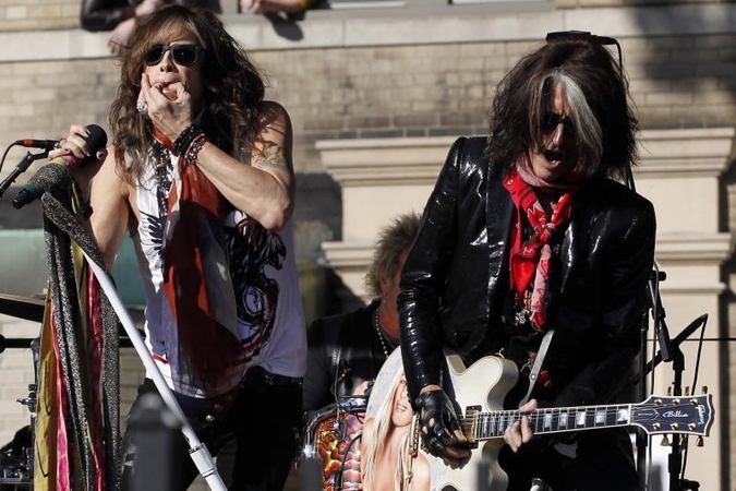 „Aerosmith“ dėl saugumo sumetimų atšaukė koncertą Indonezijoje