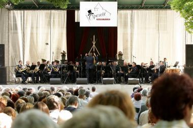 Festivalį "Operetė Kauno pilyje" atidarė vyrai